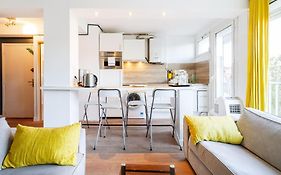 1 Bedroom/Clim/Wifi, St Michel Station